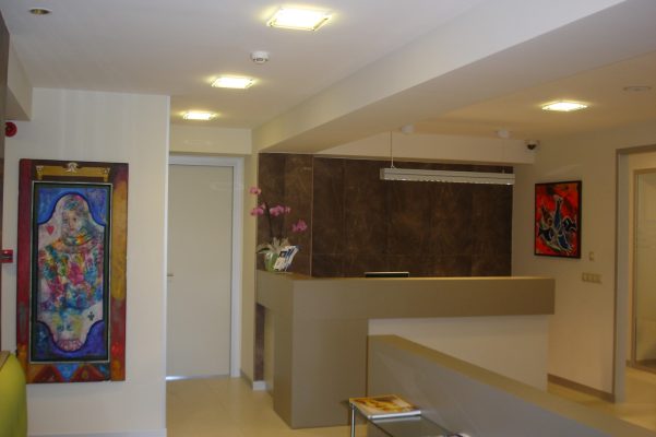 İki Yaka Diş Kliniği 2009 2